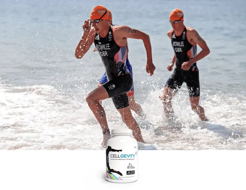 Image of the Brownlee Brothers during the swimming segment for an Olympic Triathlon